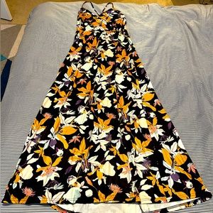 Floral print spaghetti strap maxi dress